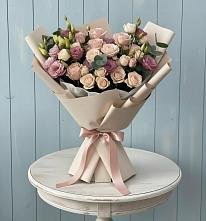 Букет цветов из:  Розы и Лизиантусы в Сухой Буйволе