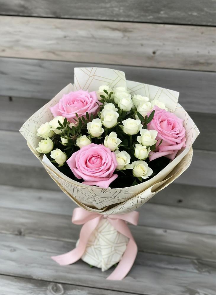 Букет цветов из: Розы в Сухой Буйволе