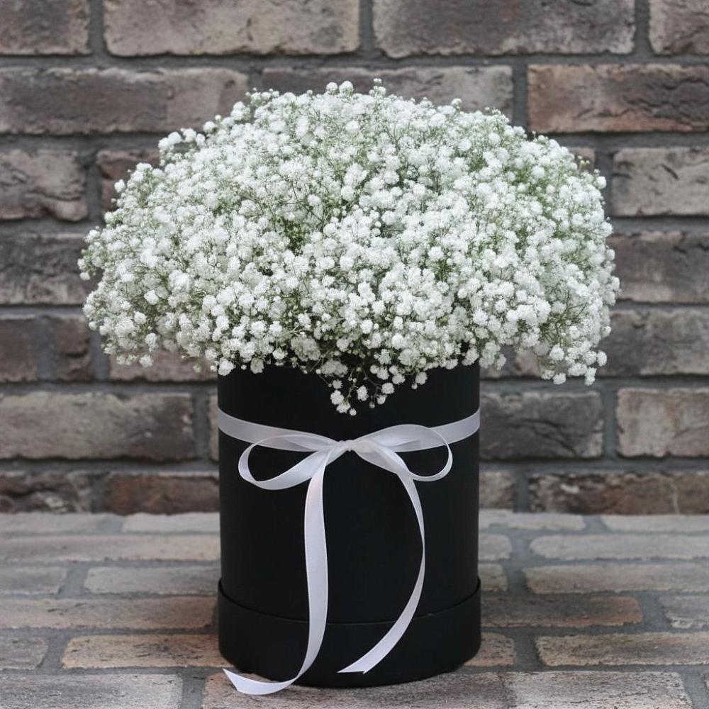 Цветочная композиция из Гипсофила в шляпной коробке в Сухой Буйволе