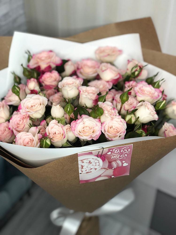 Букет цветов из: Розы в Сухой Буйволе