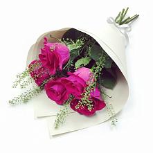 Букет цветов из:  Розы в Сухой Буйволе