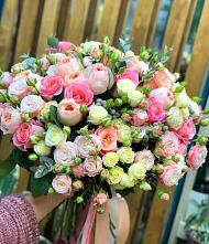 Букет цветов из:  Розы #REPLACE_PRED# Сухой Буйволе