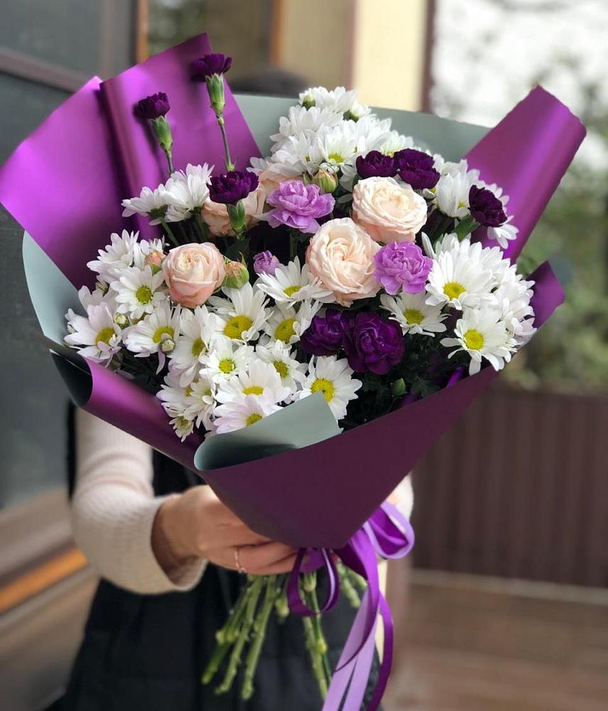 Букет цветов из: Хризантемы, Гвоздики и Розы в Сухой Буйволе