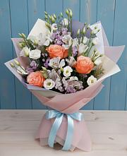 Букет цветов из:  Лизиантусы, Розы, Альстромерии и Гипсофила в Сухой Буйволе