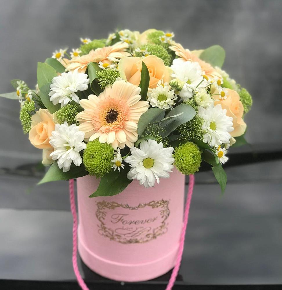 Цветочная композиция из Розы, Герберы и Хризантемы в шляпной коробке в Сухой Буйволе